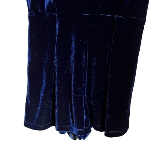 NWT! Topshop blue velvet romper. Size 6 - Picture 10 of 14